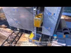 Rek en pignonbouwhijstoestel, derde deur aan de lange kant van kooi